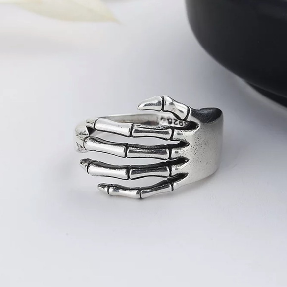 NEW 925 STERLING SILVER PUNK ADJUSTABLE RING, CUTE RING, SHINY RING. - Picture 4 of 5